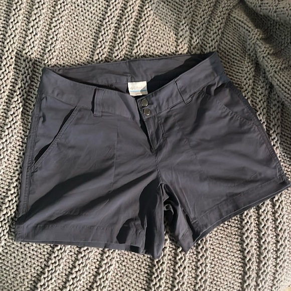 Columbia Pants - Columbia Women’s Shorts sz 8
